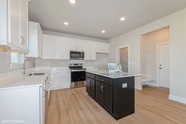 2231 Chan Drive, Adel, IA 50003