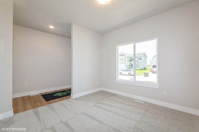 2231 Chan Drive, Adel, IA 50003