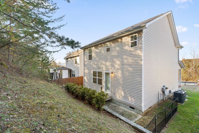 2117 Short Leaf Lane, Soddy Daisy, TN 37379