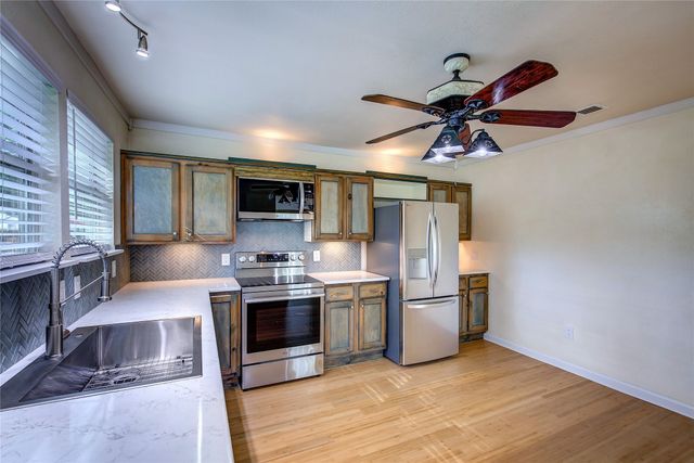 1918 Walworth Street, Greenville, TX 75401