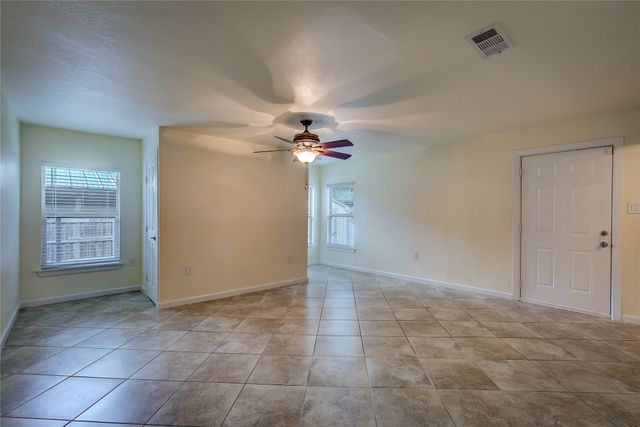 1918 Walworth Street, Greenville, TX 75401