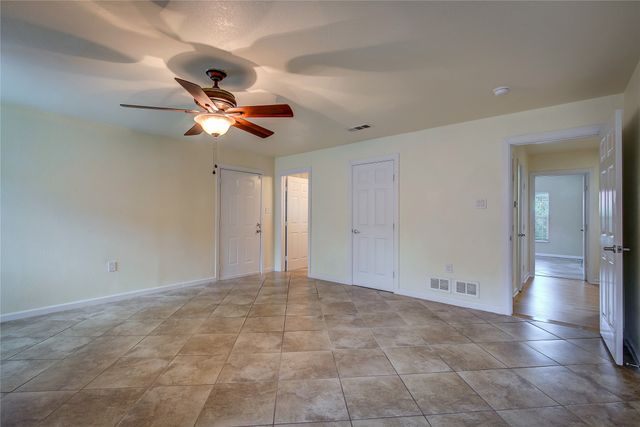 1918 Walworth Street, Greenville, TX 75401