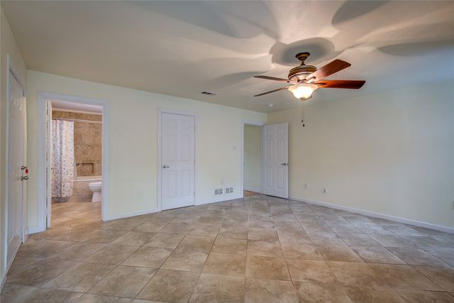 1918 Walworth Street, Greenville, TX 75401