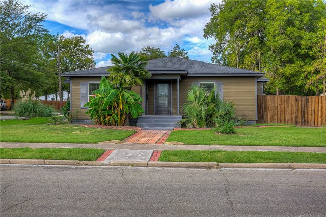 1918 Walworth Street, Greenville, TX 75401