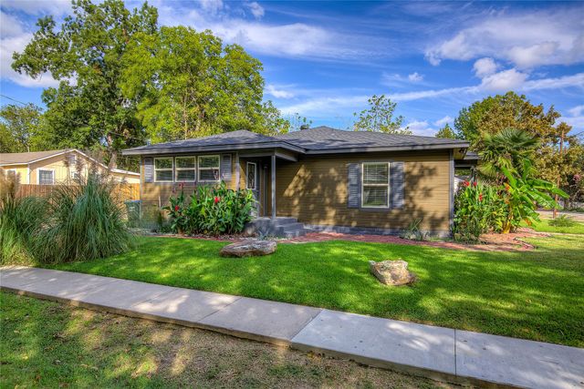 1918 Walworth Street, Greenville, TX 75401