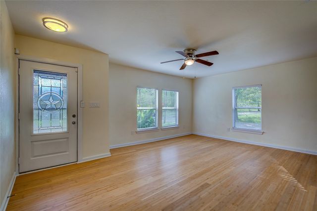 1918 Walworth Street, Greenville, TX 75401
