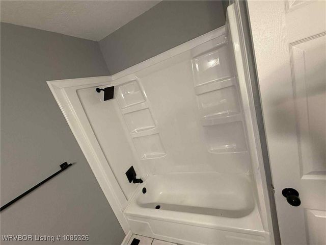 21781 Independence Road, Heavener, OK 74937