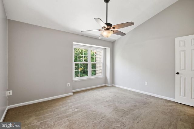 309 BARROWS CT, Fredericksburg, VA 22406