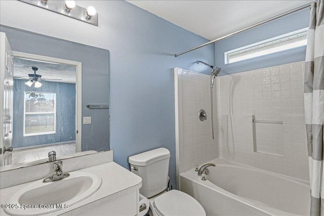 840 Avalon Street SE, Palm Bay, FL 32909