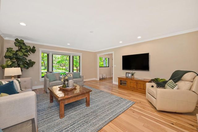 3565 Mary Ln, Auburn, CA 95602