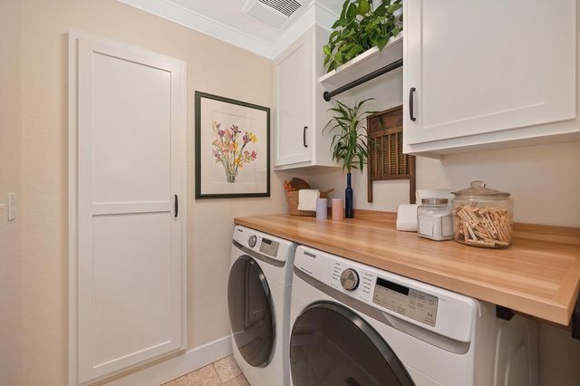 3565 Mary Ln, Auburn, CA 95602