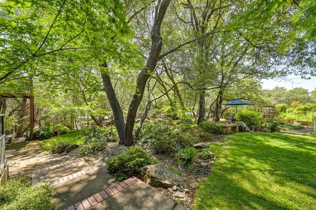 3565 Mary Ln, Auburn, CA 95602