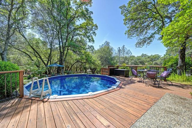 3565 Mary Ln, Auburn, CA 95602