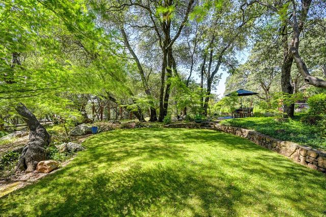 3565 Mary Ln, Auburn, CA 95602