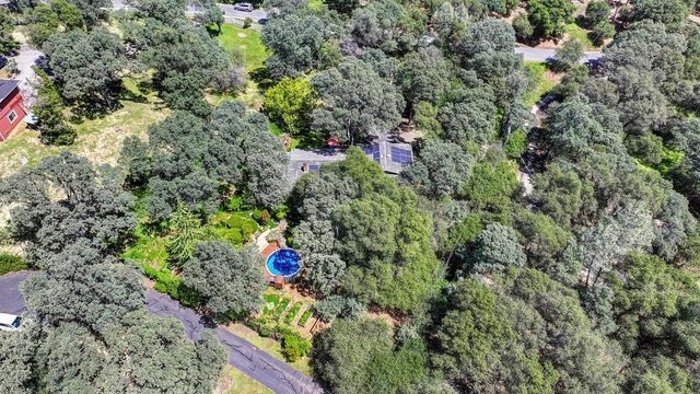 3565 Mary Ln, Auburn, CA 95602