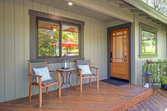 3565 Mary Ln, Auburn, CA 95602
