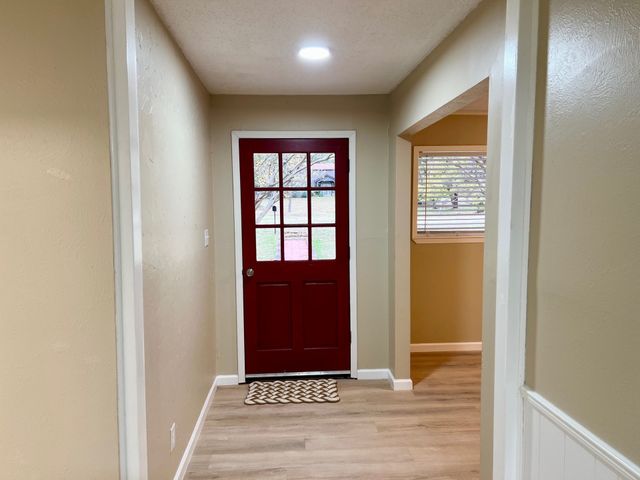 38 Valley View Circle, Denison, TX 75021