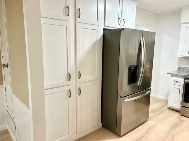 38 Valley View Circle, Denison, TX 75021