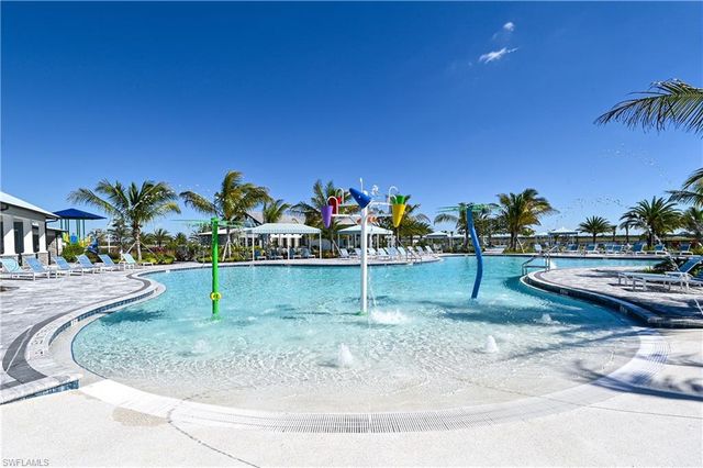 4671 SkySail DR, Naples, FL 34120