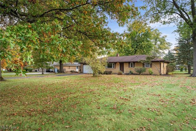 749 Navajo Trail, Macedonia, OH 44056