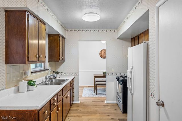 749 Navajo Trail, Macedonia, OH 44056