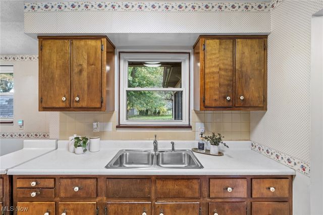 749 Navajo Trail, Macedonia, OH 44056