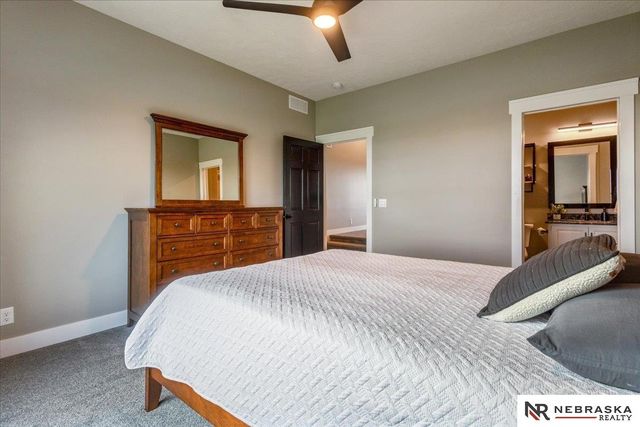 13268 Bluebird Court, Springfield, NE 68059