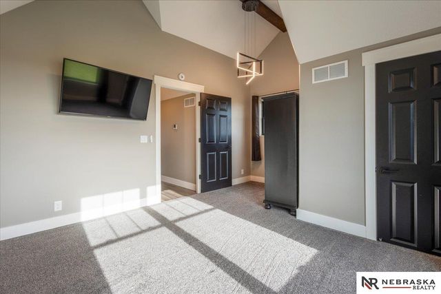 13268 Bluebird Court, Springfield, NE 68059