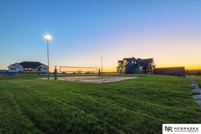 13268 Bluebird Court, Springfield, NE 68059