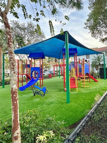 3624 SAN SIMEON CR, Weston, FL 33331