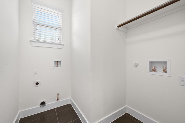 2204 THESEUS PASS, Austin, TX 78741