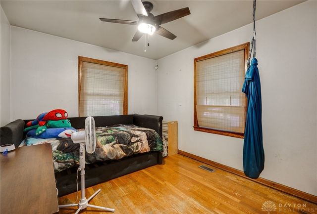 2833 Kenview Avenue, Dayton, OH 45420