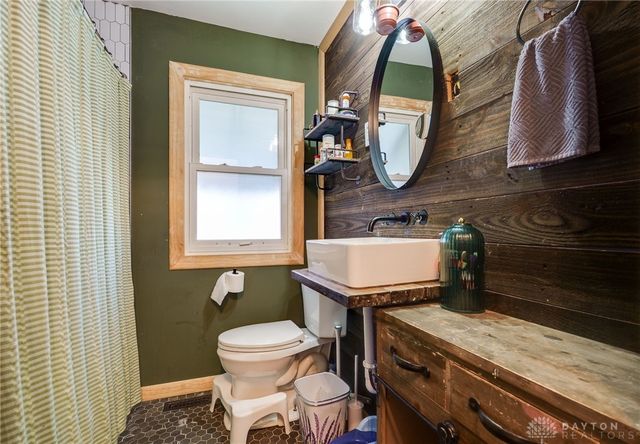 2833 Kenview Avenue, Dayton, OH 45420