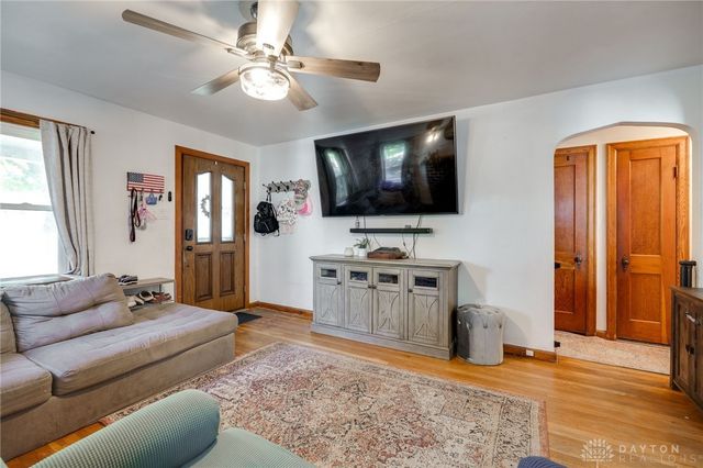 2833 Kenview Avenue, Dayton, OH 45420