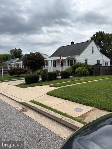 8 PLATEAU RD, Baltimore, MD 21221