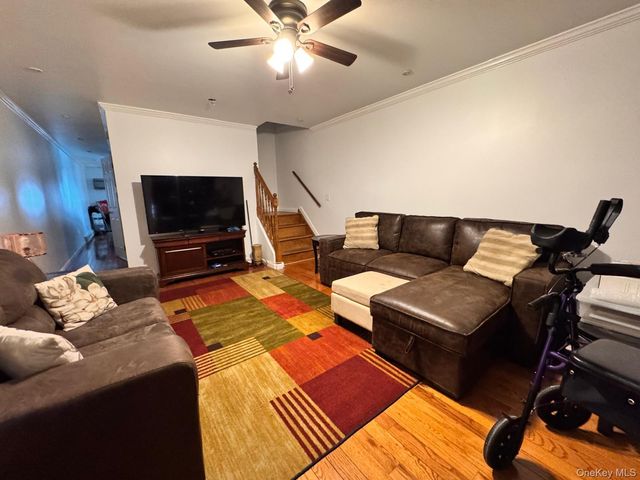 2885 W 23rd Street, Brooklyn, NY 11224