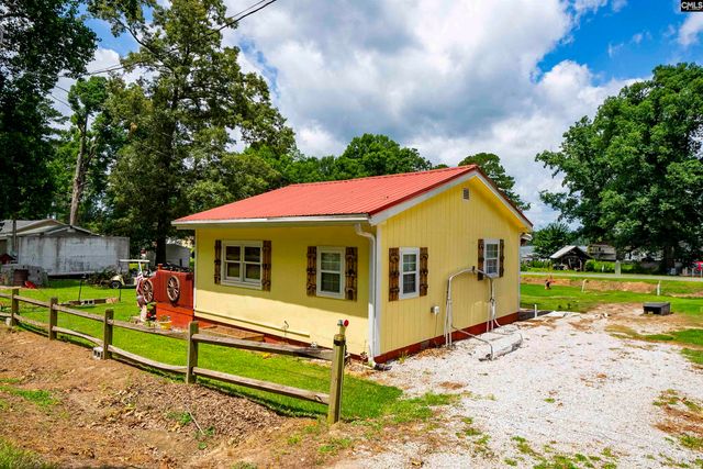 124 Landing Road, Prosperity, SC 29127