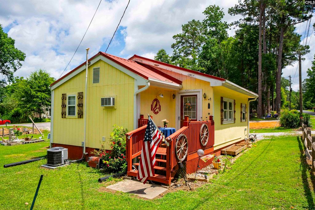 124 Landing Road, Prosperity, SC 29127