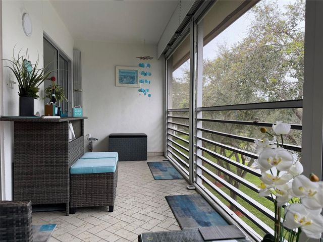 2304 Lucaya Lane L4, Coconut Creek, FL 33066