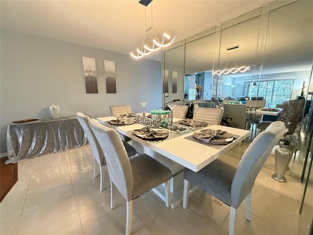 2304 Lucaya Lane L4, Coconut Creek, FL 33066