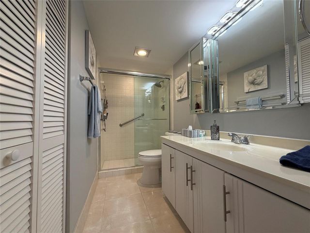 2304 Lucaya Lane L4, Coconut Creek, FL 33066
