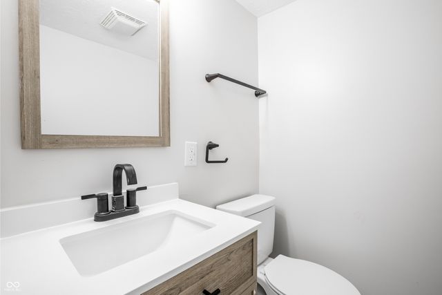 612 Woodlark Drive, Indianapolis, IN 46229
