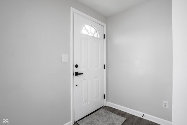 612 Woodlark Drive, Indianapolis, IN 46229