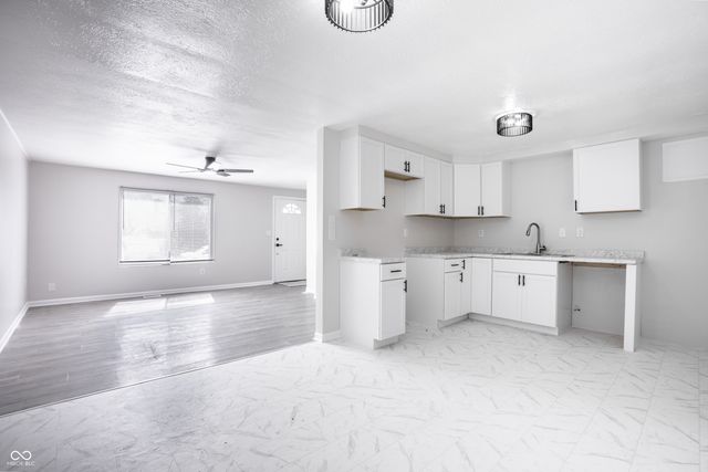 612 Woodlark Drive, Indianapolis, IN 46229