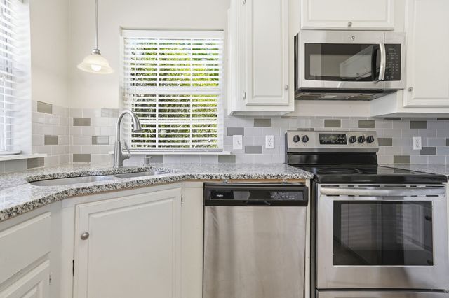 636 Whitetail Deer Lane, Crowley, TX 76036