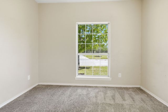 636 Whitetail Deer Lane, Crowley, TX 76036