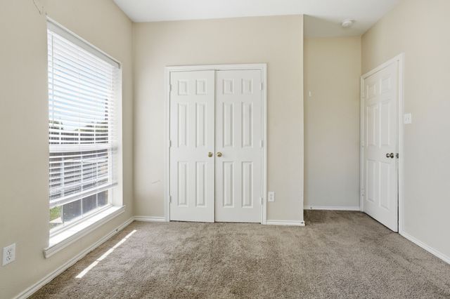 636 Whitetail Deer Lane, Crowley, TX 76036