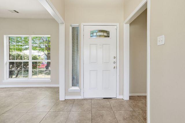 636 Whitetail Deer Lane, Crowley, TX 76036