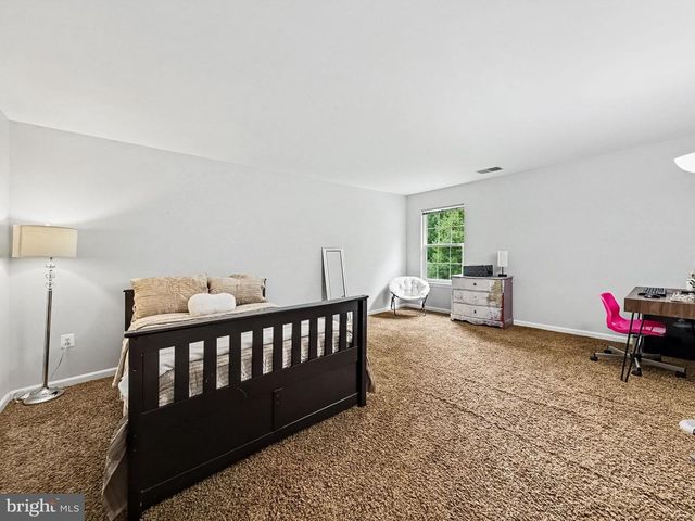 8935 MULLEN RD, King George, VA 22485