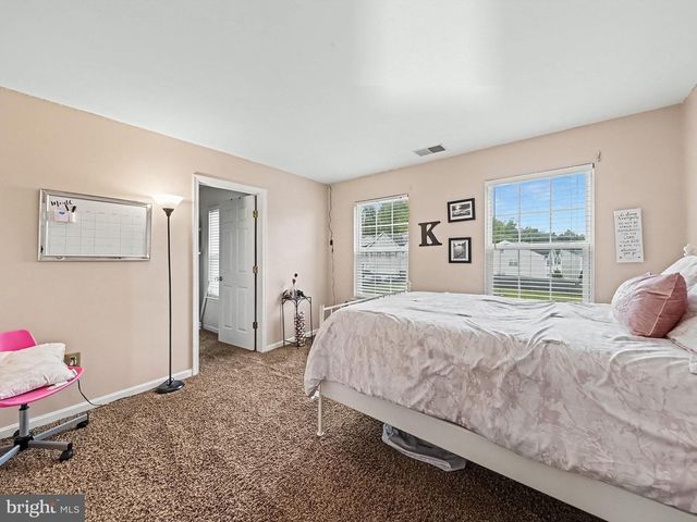 8935 MULLEN RD, King George, VA 22485